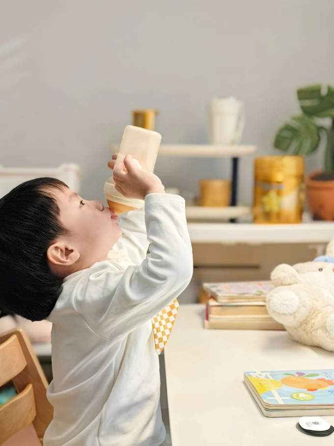 飞鹤婴儿奶粉