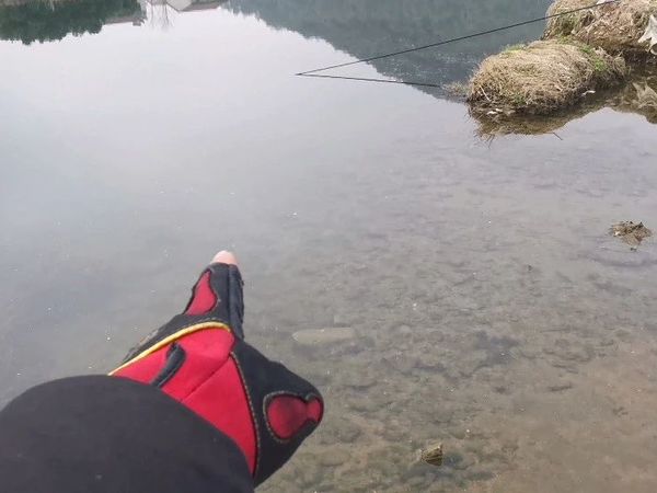 流水钓鱼别再傻傻用“跑铅”了，5个技巧让你爽钓大板鲫