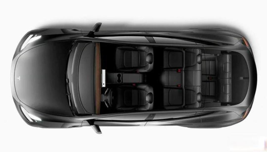 34万级家庭车终极对决:理想L8空间碾压Model Y,增程续航破解焦虑