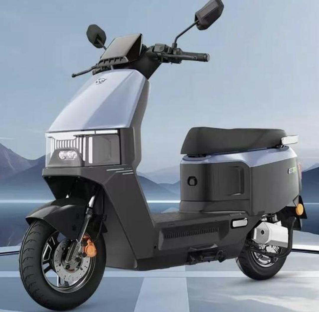 九号A2z90电动车智能功能解析:解锁系统与三重定位成亮点