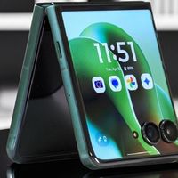 体验moto razr 60 Ultra：独一无二的AI小折叠手机