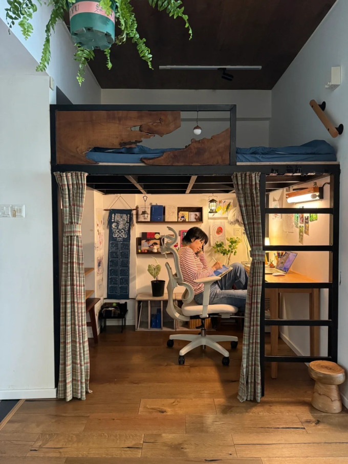 电脑椅