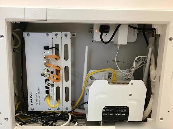 装修必看！POE+AC+AP全屋WiFi凭啥成新宠？