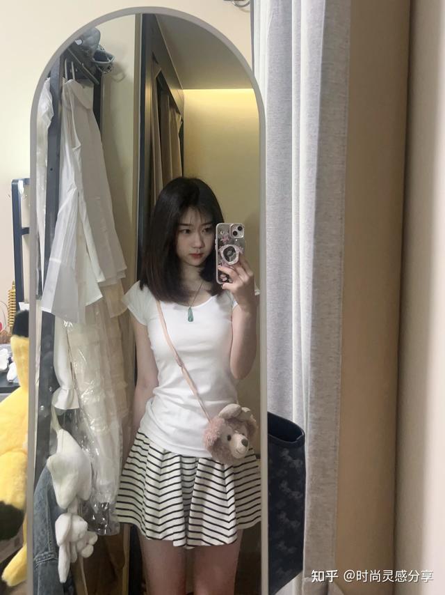 最近买到最满意的白短袖，超百搭显身材