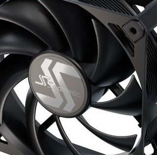 海韵发布 MAXFlow 12cm 高性能工业级风扇，日本滚珠轴承，手动三档调速