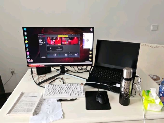 冠捷显示器
