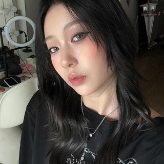 Jennie山茶花仿妆全拆解：三招复刻清冷贵气感妆容秘诀