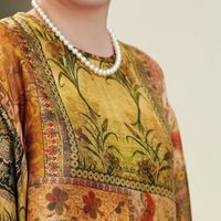 七悦佰服饰名品：解锁时尚新体验，让穿搭独一无二