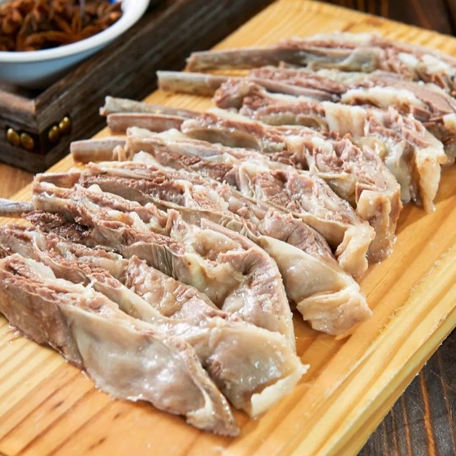 舌尖上的西北风情：寻滩鲜宁夏滩羊的极致口感盛宴​