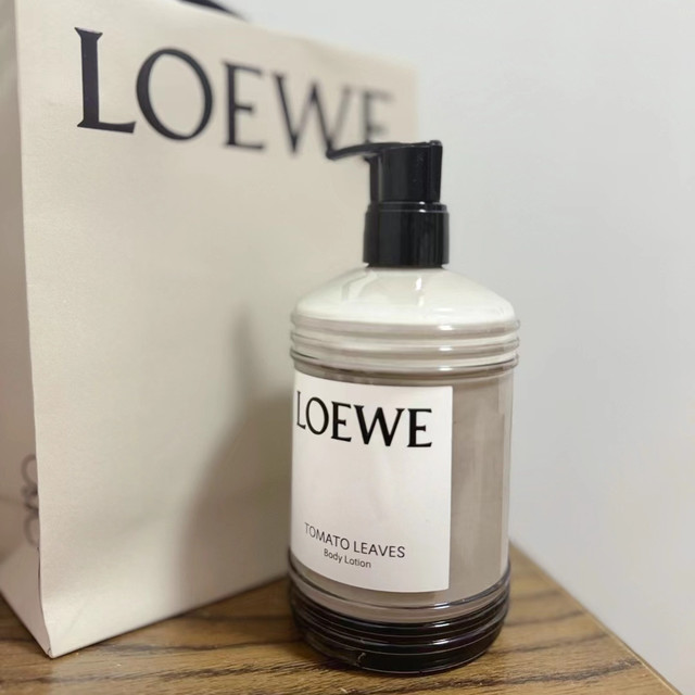 罗意威（LOEWE）番茄叶香味身体乳，开启清新香氛之旅