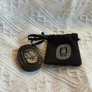 diptyque 杜桑香膏：小巧精致，清新之选