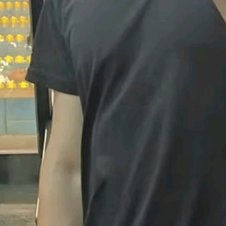 迪卡侬短袖速干衣RUNM25013925：运动风尚，自在由我
