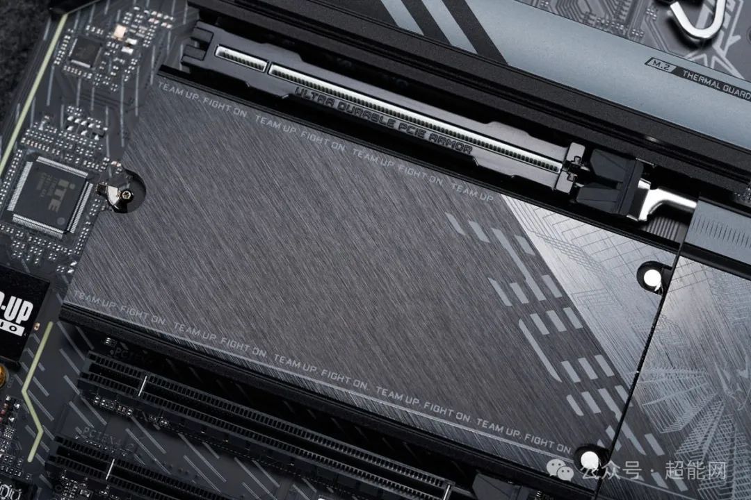 技嘉Z890 AORUS ELITE WIFI7主板评测:200S Boost功能显著改善游戏性能