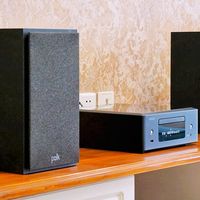 当HiFi照进生活的裂缝，让我们用声音拯救被现实碾碎的诗意