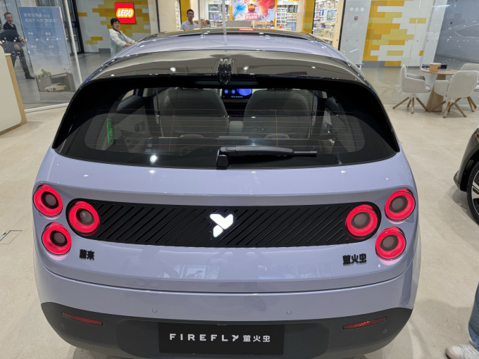 蔚来新能源车