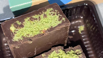 超多馅料！迪拜开心果夹心巧克力千丝酥面包丝纯可可脂年货巧克力