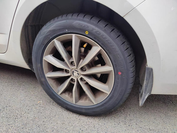 轮胎推荐-邓禄普SP 205/55R16 91H