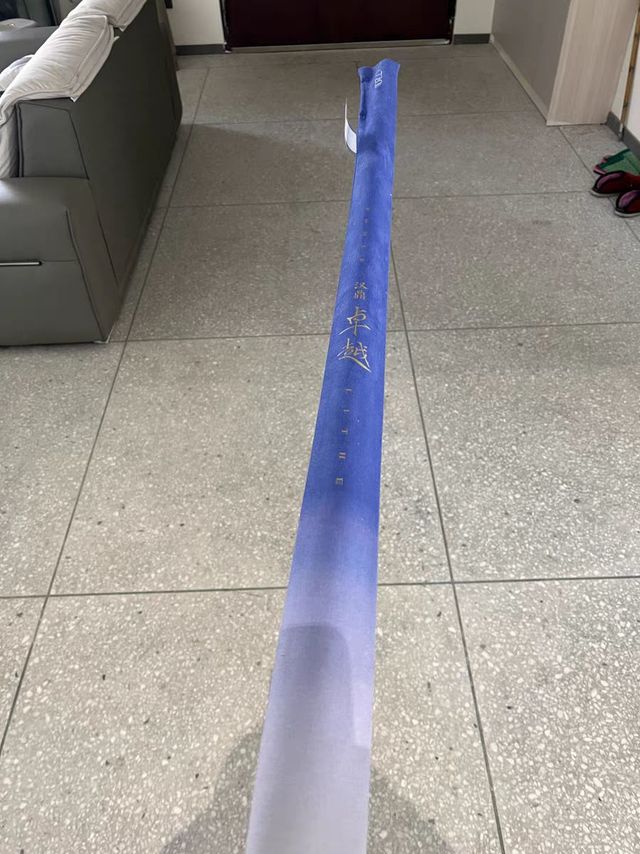 新手鱼竿选购指南：百元品牌足够