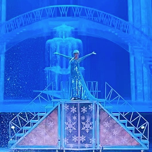 《冰雪奇缘》舞台剧苏州上演