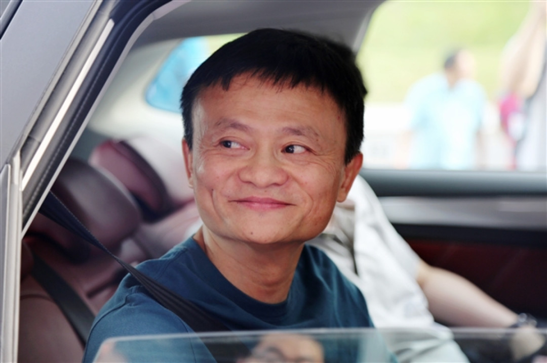 蔡崇信回忆为什么相信马云:放弃百万年薪加入阿里 拿500元月薪