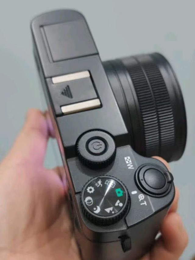 适合Vlog博主的高清微单摄像机