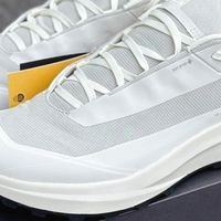 始祖鸟 Norvan LD 4 GORE-TEX 小白鞋，颜值与实力并存的越野之选