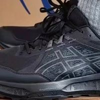 Asics GEL-SONOMA 8 GTX：越野跑步的舒适与可靠之选