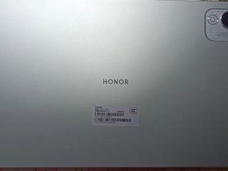 荣耀X9 Pro：轻薄便携新选择
