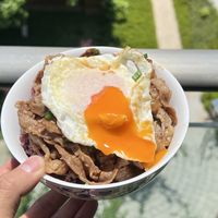 中午自己做个肥牛饭，好吃到抽耳光都不放手！