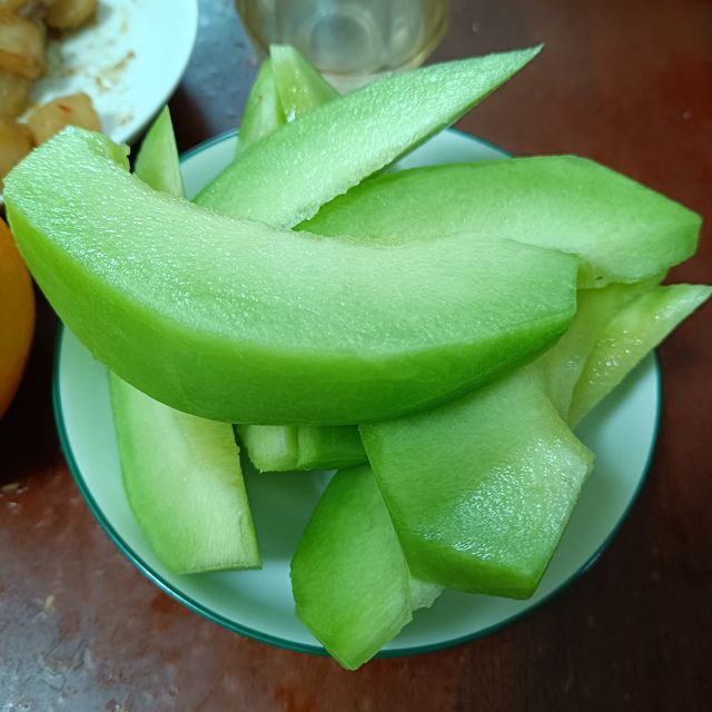 玉菇冰淇淋甜瓜真好吃，很软很香