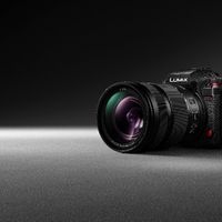 松下正式发布 LUMIX S1M2/S1M2E 全画幅无反相机及新镜头 S 24-60mm F2.8