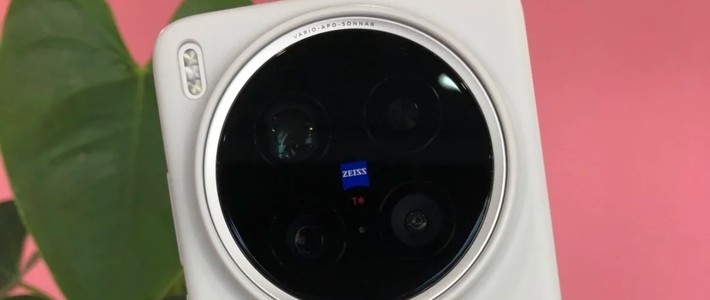 vivo X200 Ultra：全焦段发力重塑手机摄影