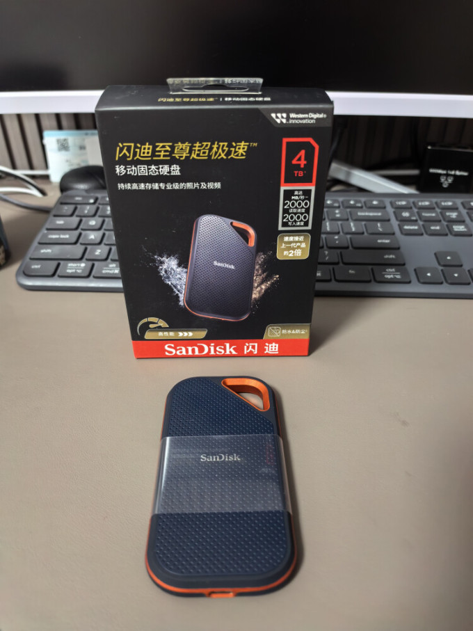 闪迪移动硬盘