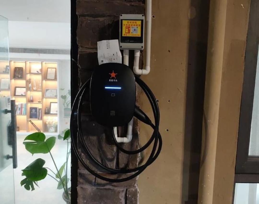 新能源家用充电桩怎么选?适配安全智能五大要点解析