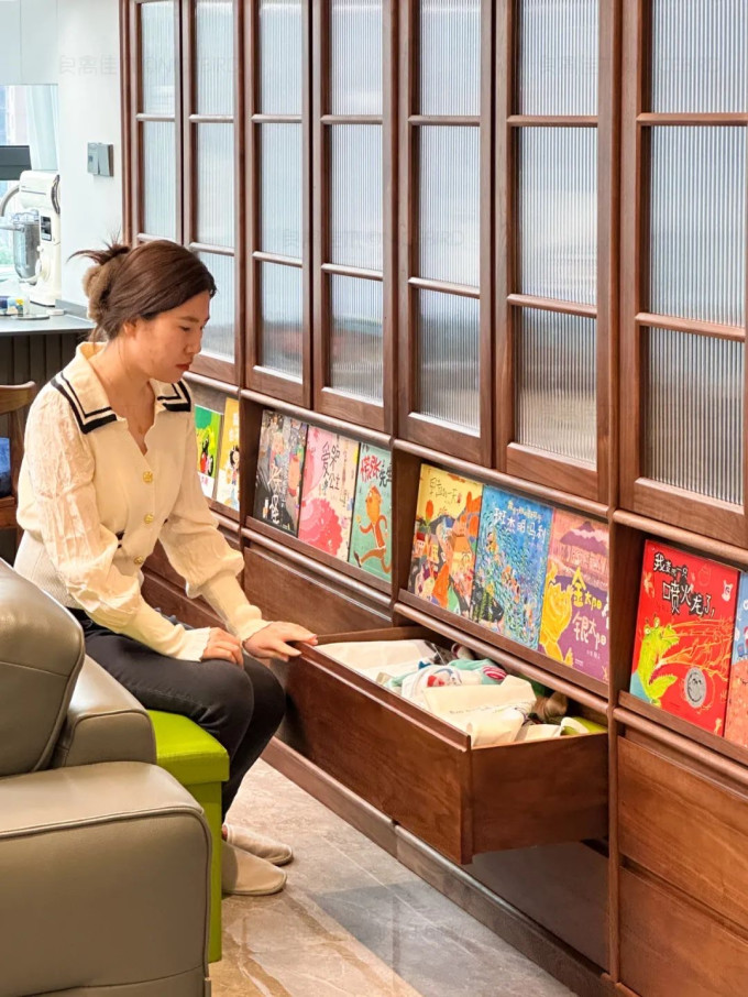餐厅家具
