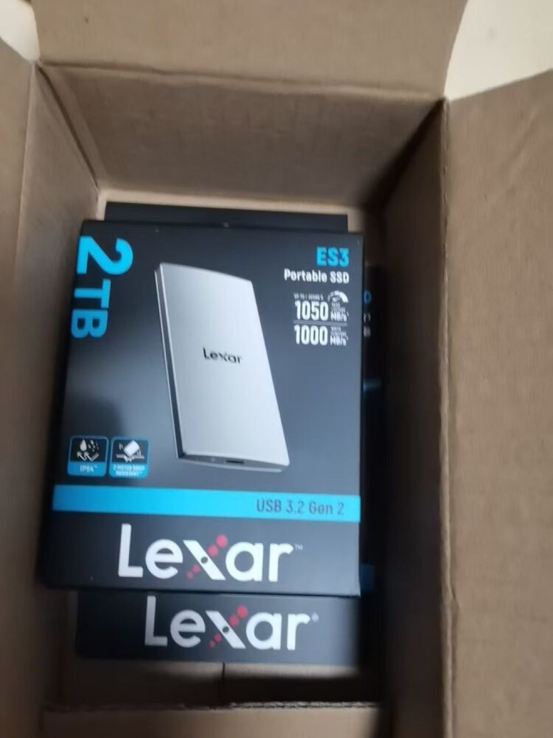 雷克沙移动硬盘怎么样Lexar ES3 2TB移动固态硬盘开箱笔记_什么值得买