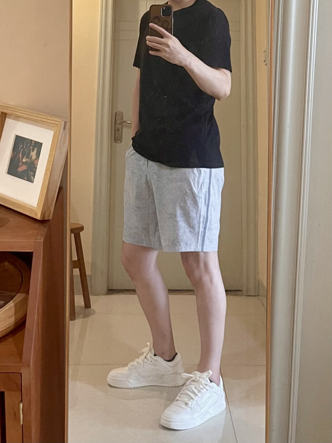 露露乐蒙运动短裤