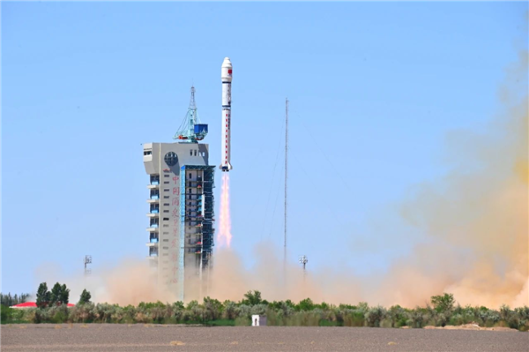 我国成功发射全球首个太空计算卫星星座：送AI上太空 未来将达到千星规模
