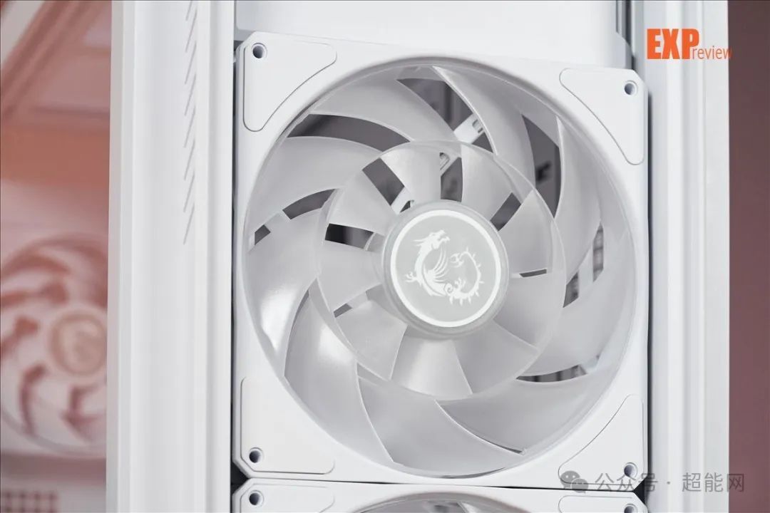 微星MPG VELOX 300R AIRFLOW PZ评测:细节设计足够多,预装风扇很强力