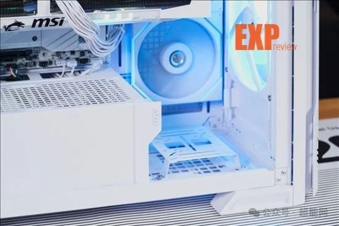 微星MPG VELOX 300R AIRFLOW PZ评测:细节设计足够多,预装风扇很强力