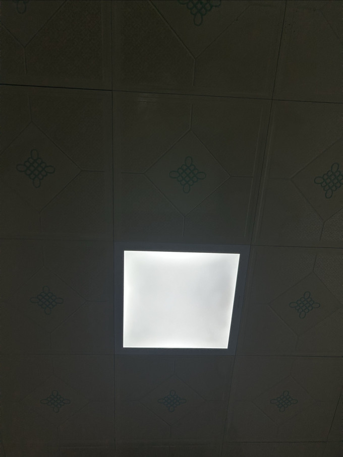 欧普照明吸顶灯
