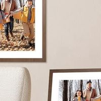 THOMSON 10.1英寸充电数码相框：留住美好时光的智能相册