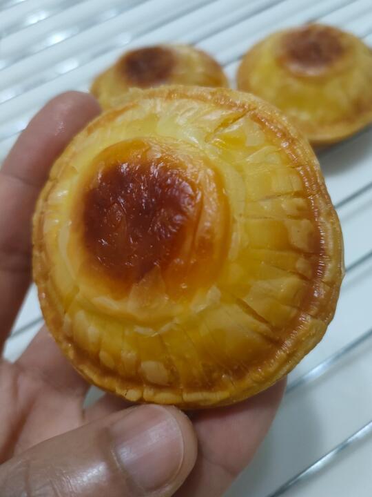 烤蛋挞前到底要不要在锡纸拖底部划口子