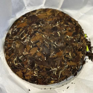 福鼎白茶老寿眉，唇齿间的茶香味让人流连忘返！