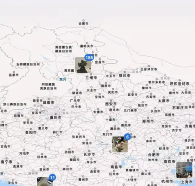 飞牛宝宝相册+地图相册重磅上线，拯救爸妈的相册焦虑！​