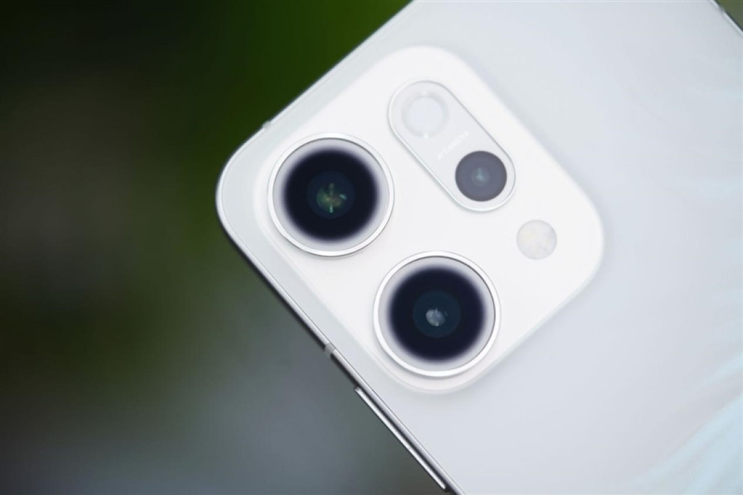 最潮的Live图神机来了!OPPO Reno14 Pro全面评测:一台很懂年轻人的时尚旗舰