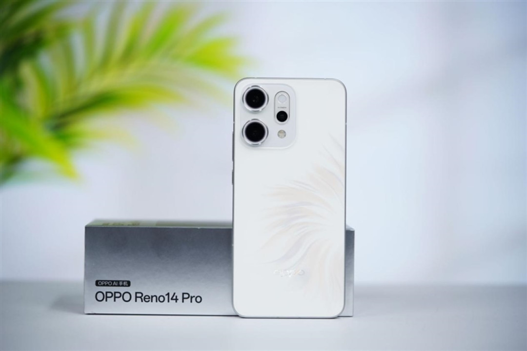 最潮的Live图神机来了!OPPO Reno14 Pro全面评测:一台很懂年轻人的时尚旗舰