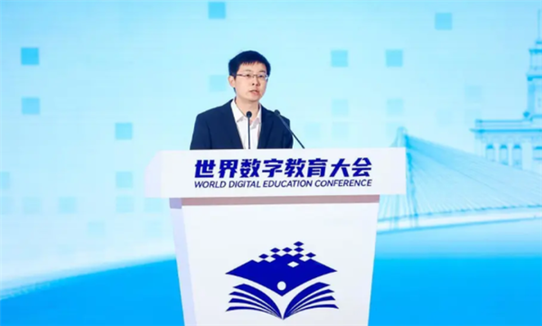 宇树科技创始人王兴兴:AI将深刻改变教育 但不会取代教师