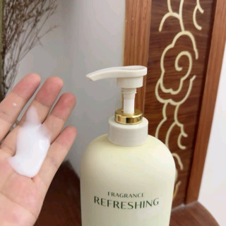 维特丝洗发水：去屑止痒控油，打造持久蓬松秀发