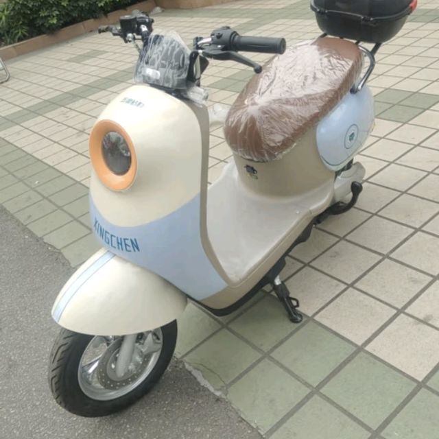 1879元的五星钻豹G2，72V20A1200W电机，前碟后鼓，性价比神车